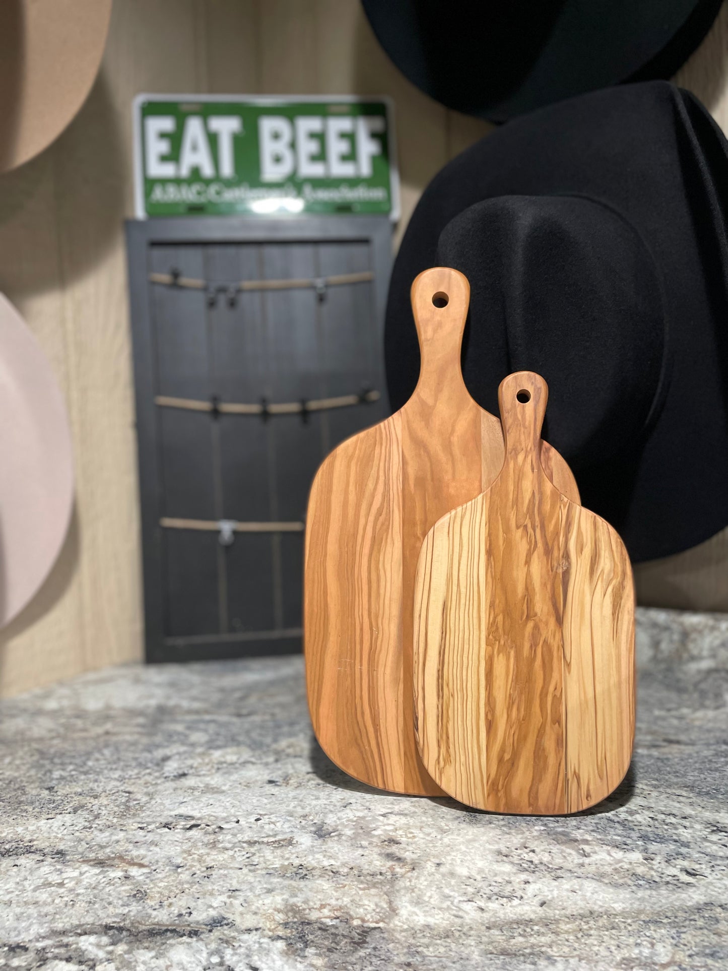 Engraved olive wood cutting boards – Explore More Custom Design